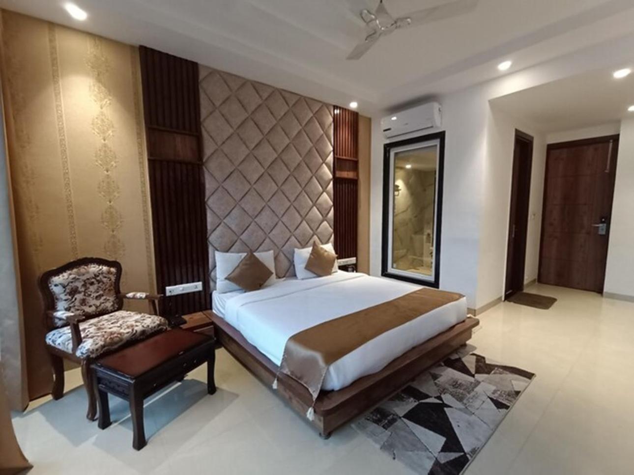 Rr Hotel & Resort Dharamshala Buitenkant foto