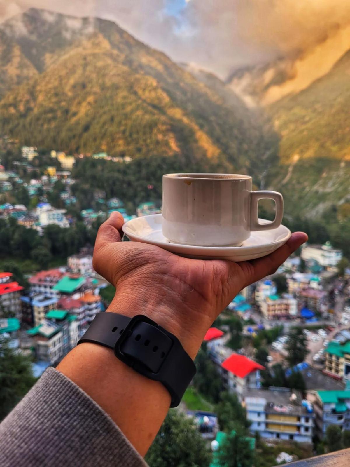 Rr Hotel & Resort Dharamshala Buitenkant foto